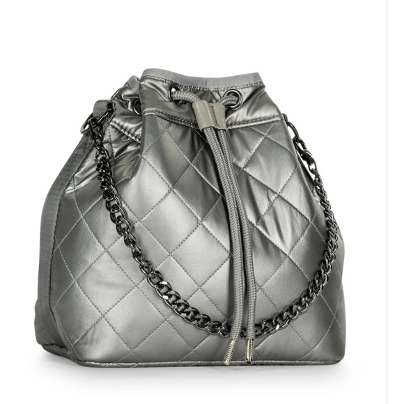 LINDSEY IRON PUFFER BUCKET BAG - Picture 3 of 7